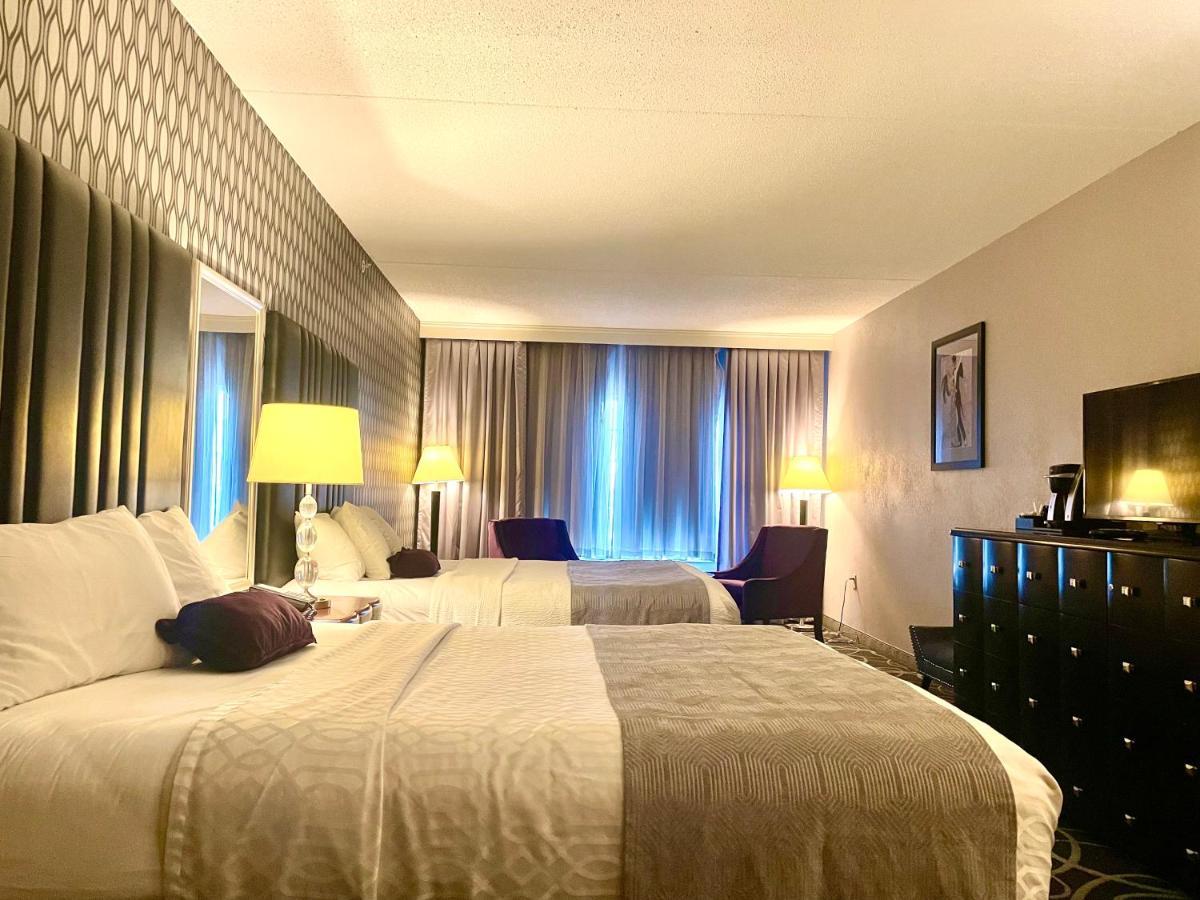 Park Manor Hotel Clifton Park Bagian luar foto A room at the hotel