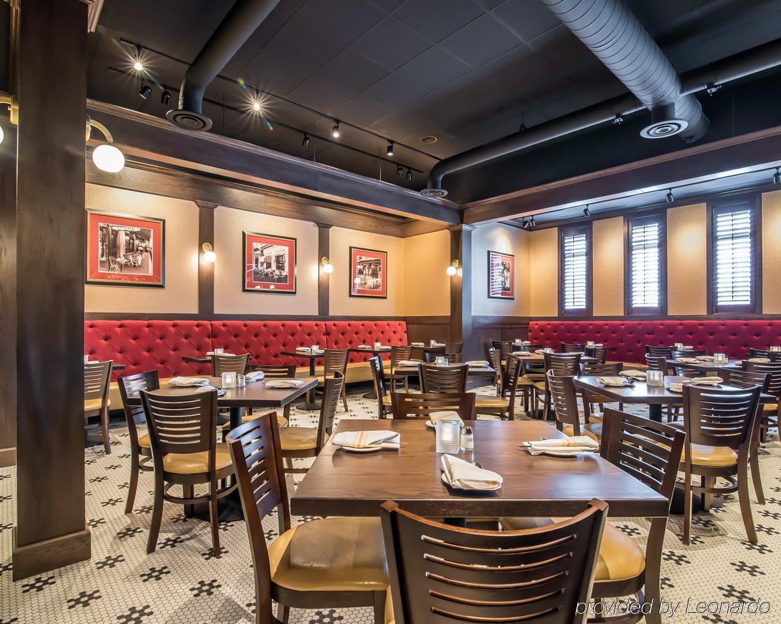 Park Manor Hotel Clifton Park Bagian luar foto Interior of the restaurant